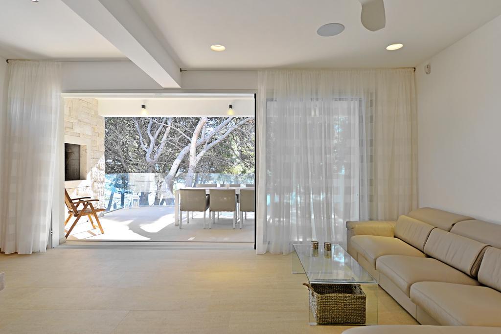 Chiponsky One - 5 Star Beachfront Property Bol Luaran gambar